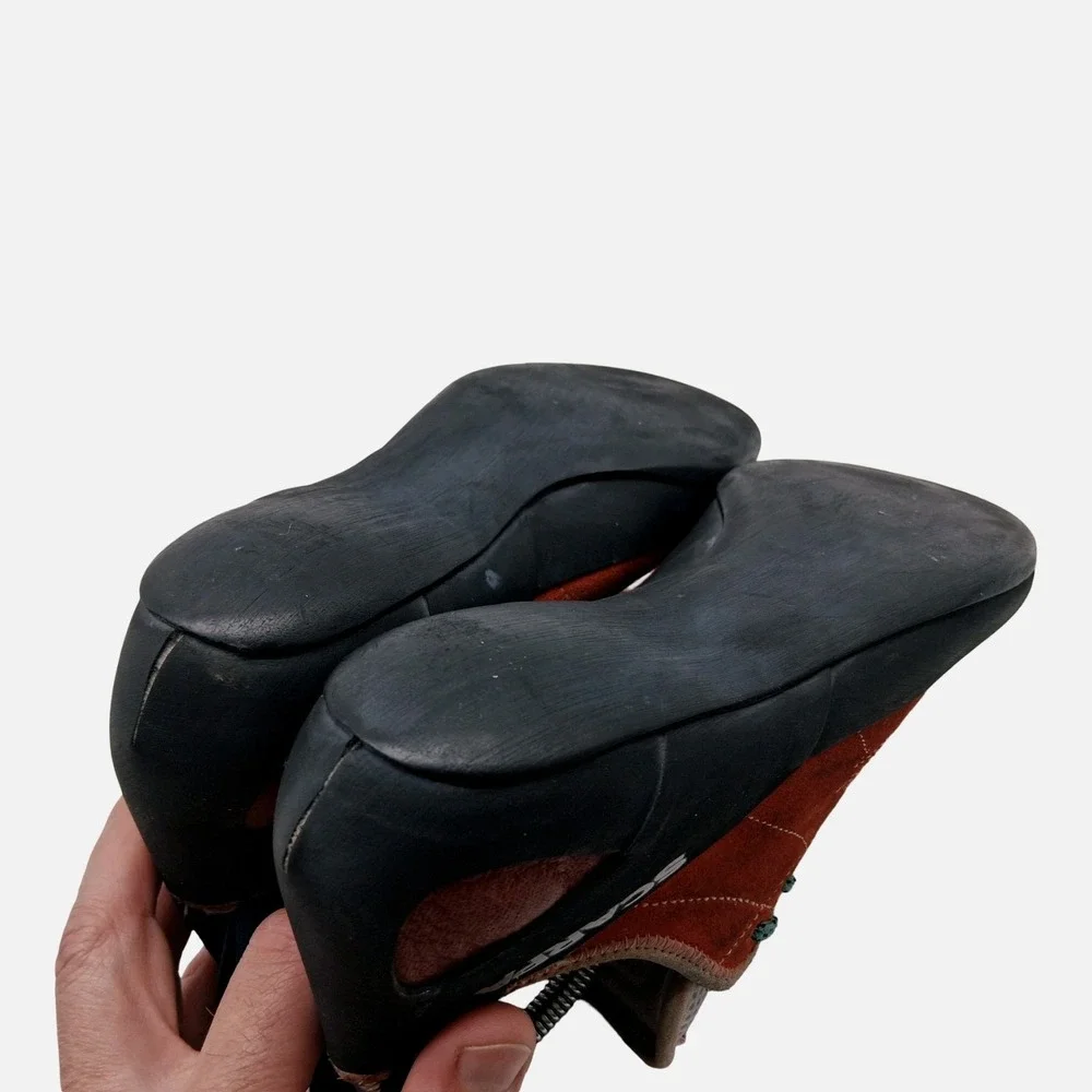 Scarpa Shoes Womens 8.5 Mens 7.5 Orange Helix WMN Rock Climbing Suede Italy